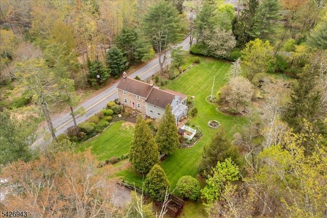 685 Woodglen Rd, Lebanon Twp., NJ 08826