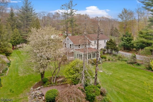 685 Woodglen Rd, Lebanon Twp., NJ 08826