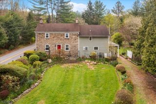 685 Woodglen Rd, Lebanon Twp., NJ 08826
