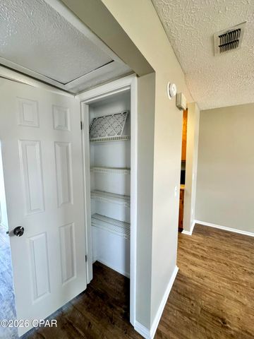 7718 FL-22 C, Panama City, FL 32404