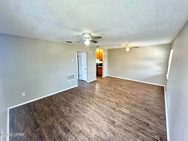 7718 FL-22 C, Panama City, FL 32404