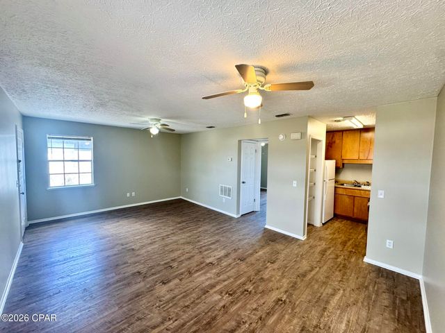 7718 FL-22 C, Panama City, FL 32404