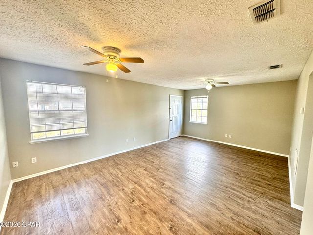 7718 FL-22 C, Panama City, FL 32404