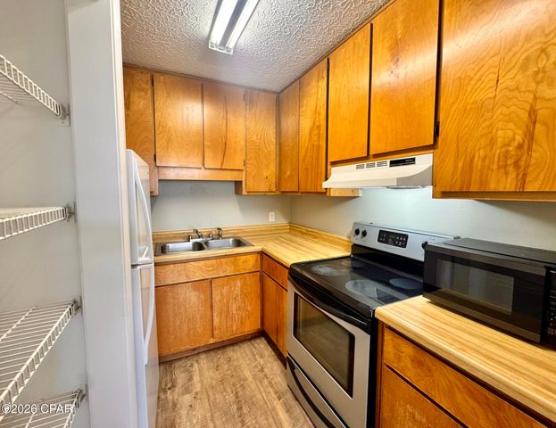 7718 FL-22 C, Panama City, FL 32404