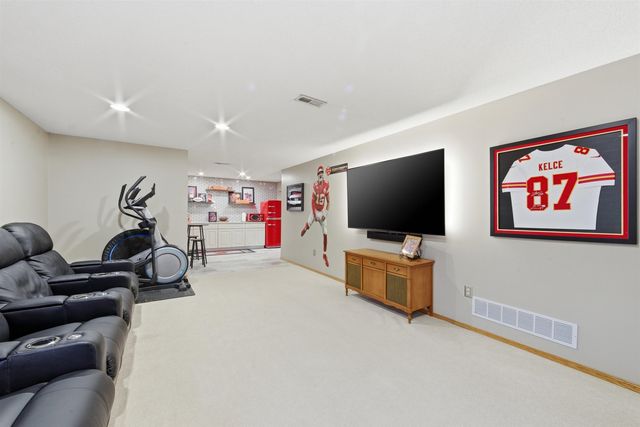 2613 N Parkdale Ct., Wichita, KS 67205