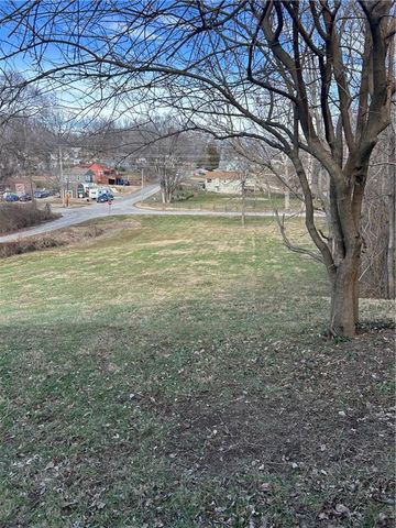 125 S Brookside Street, Independence, MO 64053