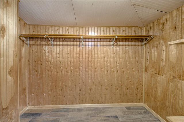 125 S Brookside Street, Independence, MO 64053