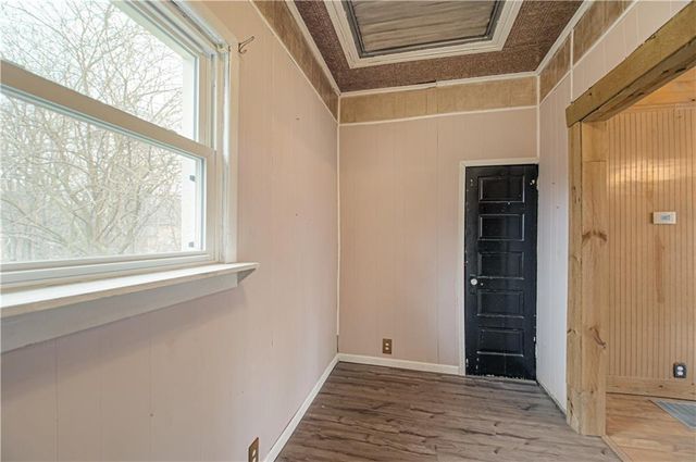 125 S Brookside Street, Independence, MO 64053