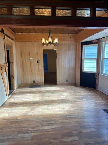 125 S Brookside Street, Independence, MO 64053