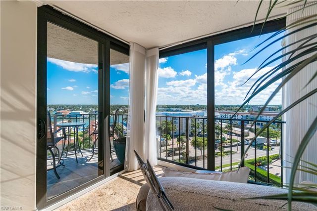 3115 Gulf Shore BLVD N # 701S, Naples, FL 34103