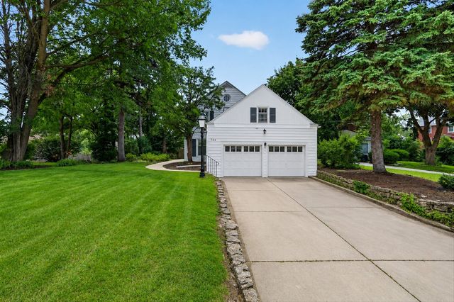 724 Reynolds Street, Rockford, IL 61103