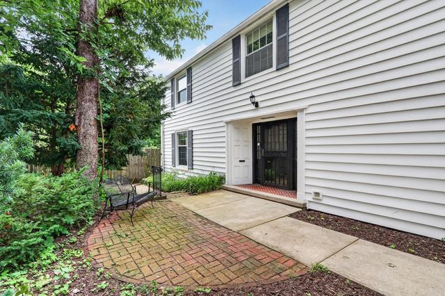 724 Reynolds Street, Rockford, IL 61103