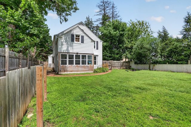 724 Reynolds Street, Rockford, IL 61103