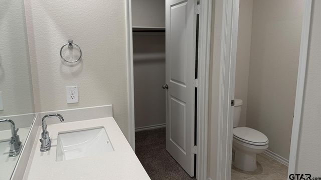 3013 Hidden Valley Drive, Lindale, TX 75706