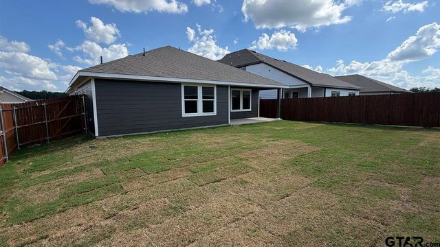 3013 Hidden Valley Drive, Lindale, TX 75706