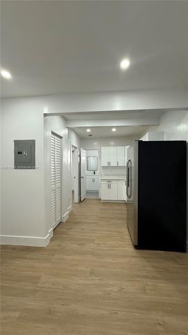 211 SW 10th Ave 2, Miami, FL 33130