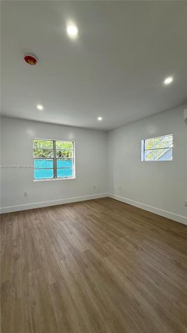 211 SW 10th Ave 2, Miami, FL 33130