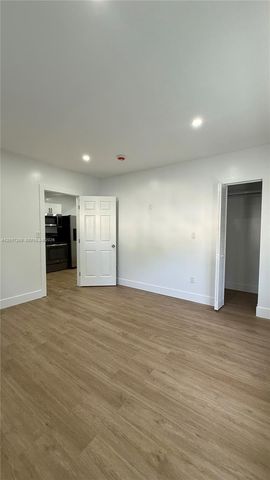 211 SW 10th Ave 2, Miami, FL 33130