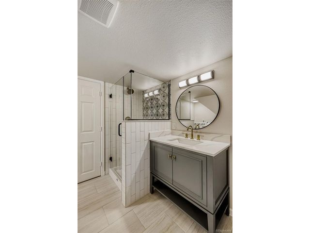 19795 E Cornell Ave, Aurora, CO 80013