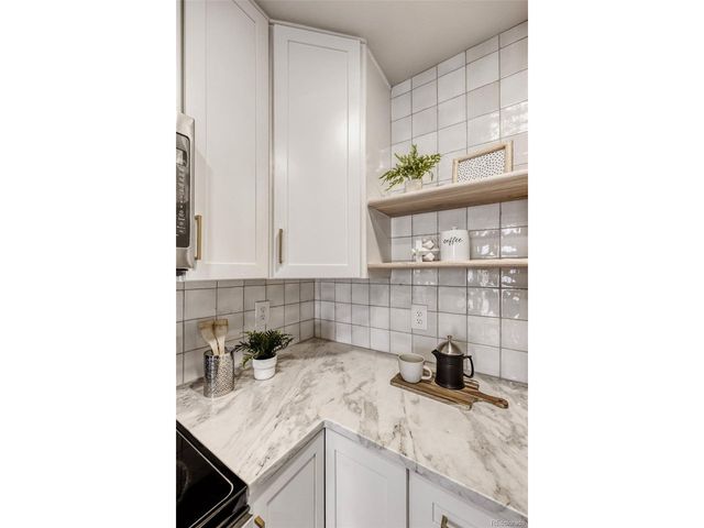 19795 E Cornell Ave, Aurora, CO 80013