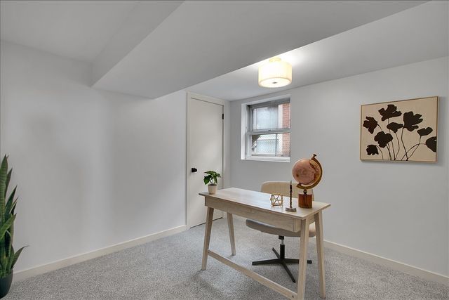 1073 W 108th Street, Chicago, IL 60643