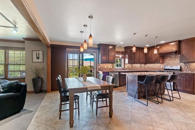 2861 CROSSHAVEN AVENUE, Green Bay, WI 54313