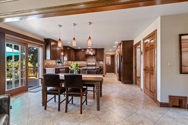 2861 CROSSHAVEN AVENUE, Green Bay, WI 54313