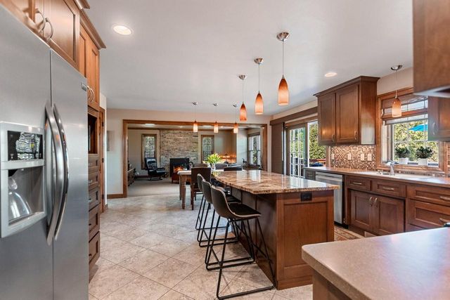 2861 CROSSHAVEN AVENUE, Green Bay, WI 54313