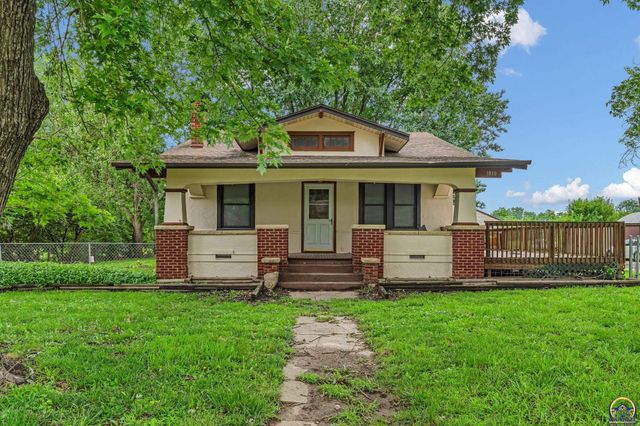 1830 NW Tyler ST, Topeka, KS 66608