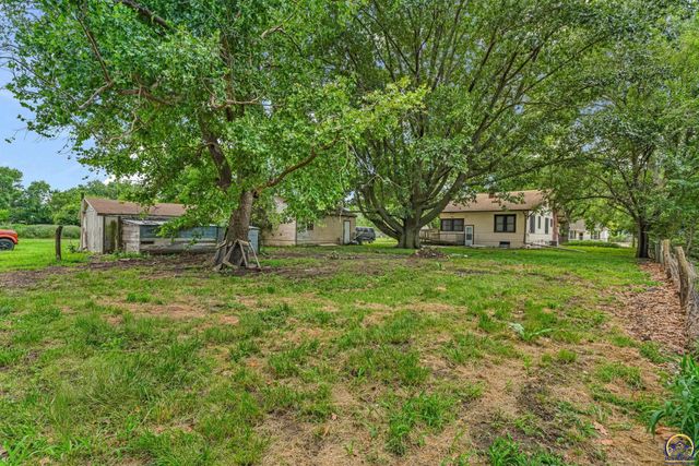 1830 NW Tyler ST, Topeka, KS 66608