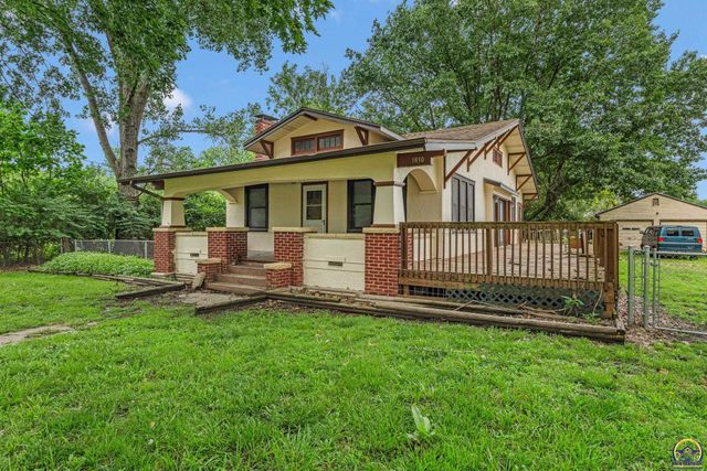 1830 NW Tyler ST, Topeka, KS 66608