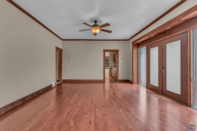 1830 NW Tyler ST, Topeka, KS 66608
