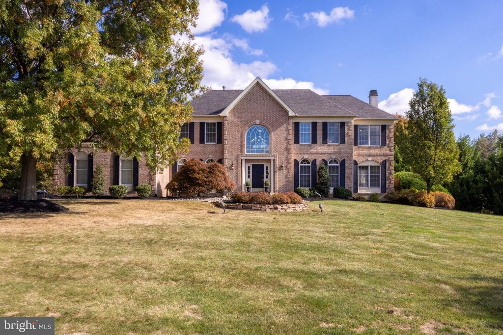 2068 SILVERWOOD DR, NEWTOWN, PA 18940 — photo 4