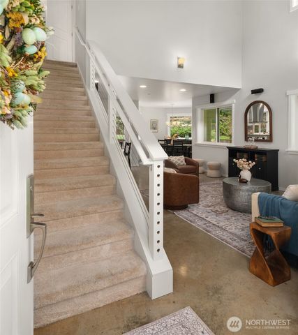 27820 140th Avenue SW, Vashon, WA 98070