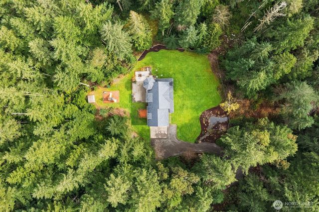 27820 140th Avenue SW, Vashon, WA 98070