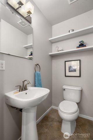 27820 140th Avenue SW, Vashon, WA 98070