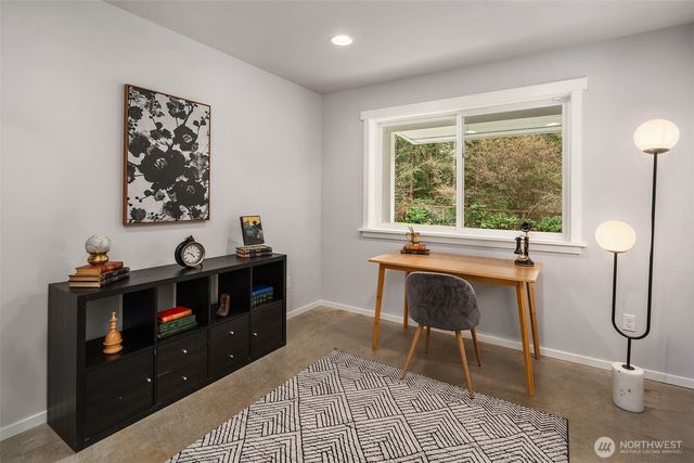 27820 140th Avenue SW, Vashon, WA 98070