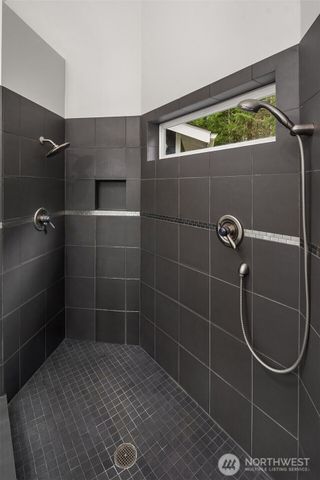 27820 140th Avenue SW, Vashon, WA 98070