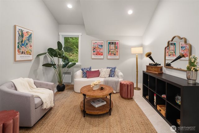 27820 140th Avenue SW, Vashon, WA 98070