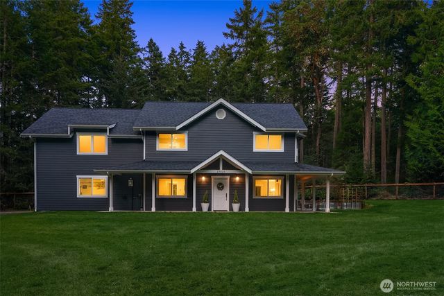27820 140th Avenue SW, Vashon, WA 98070