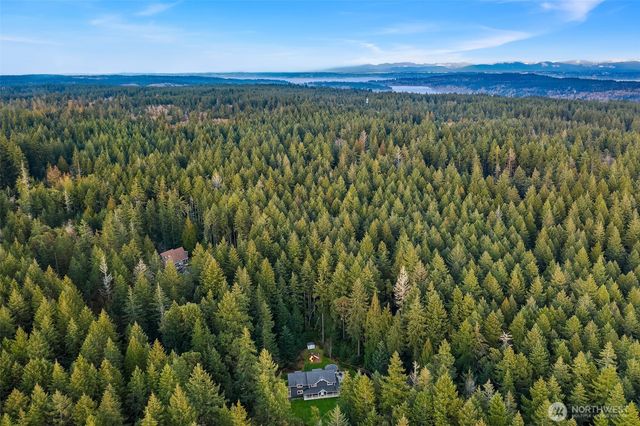 27820 140th Avenue SW, Vashon, WA 98070