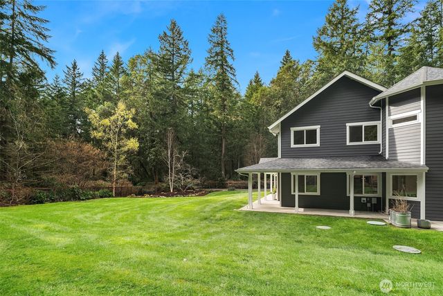 27820 140th Avenue SW, Vashon, WA 98070