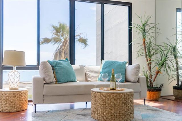 1310 E Ocean 401, Long Beach, CA 90802