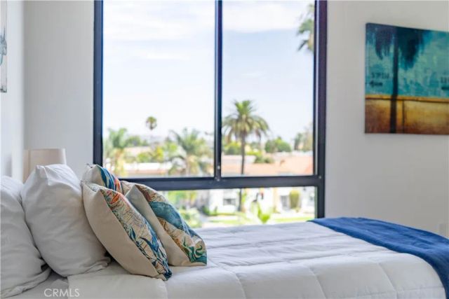 1310 E Ocean 401, Long Beach, CA 90802