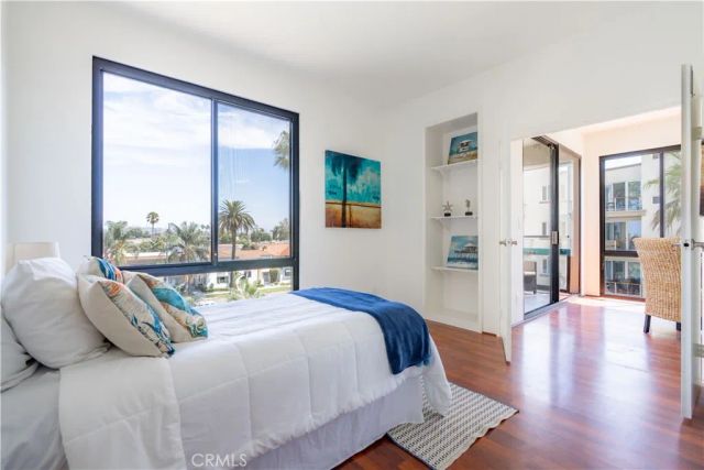 1310 E Ocean 401, Long Beach, CA 90802