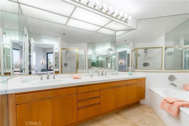 1310 E Ocean 401, Long Beach, CA 90802
