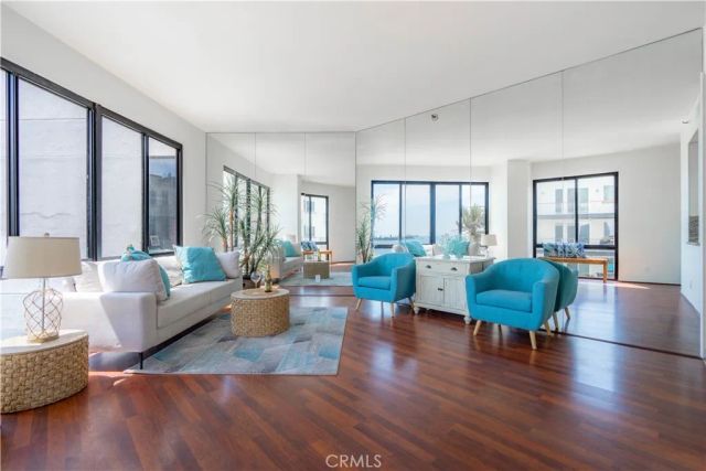 1310 E Ocean 401, Long Beach, CA 90802