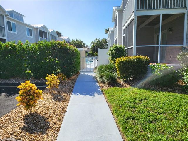 829 Elkcam CIR 2-208, Marco Island, FL 34145