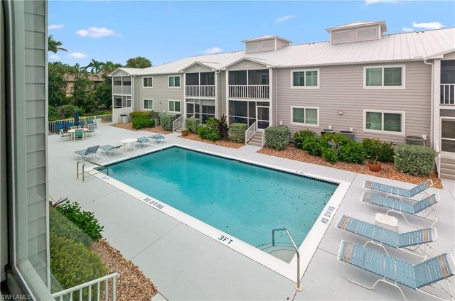 829 Elkcam CIR 2-208, Marco Island, FL 34145