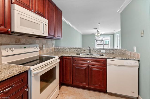 829 Elkcam CIR 2-208, Marco Island, FL 34145